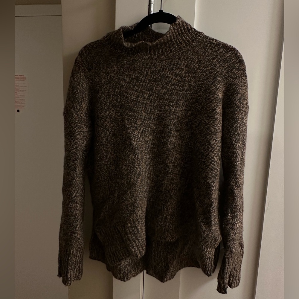 Theory Cashmere Mock Neck Sweater Size M Brown/Grey pattern detail